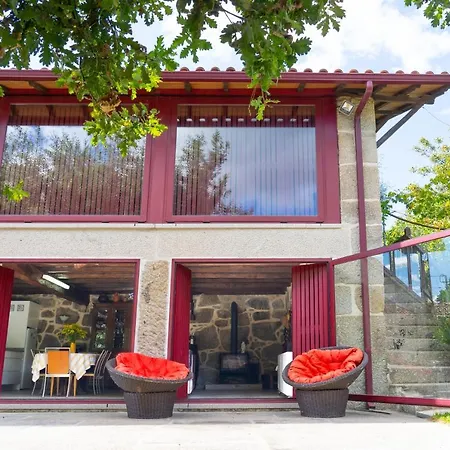 Casa Castanhas - Near Gerês Casa de Férias *