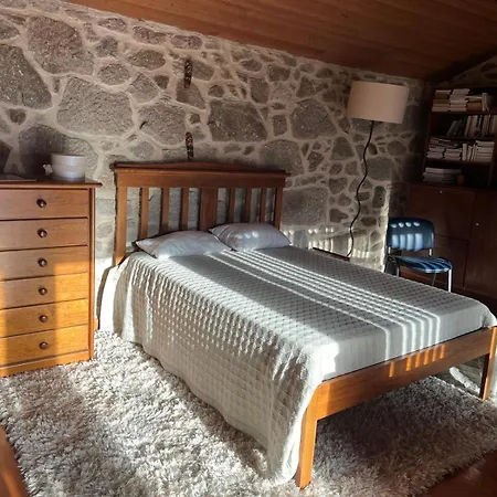 Casa Castanhas - Near Geres ブラガ